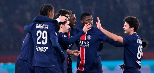 باريس سان جيرمان يكتسح موناكو برباعية ويواصل تصدره للدوري الفرنسي